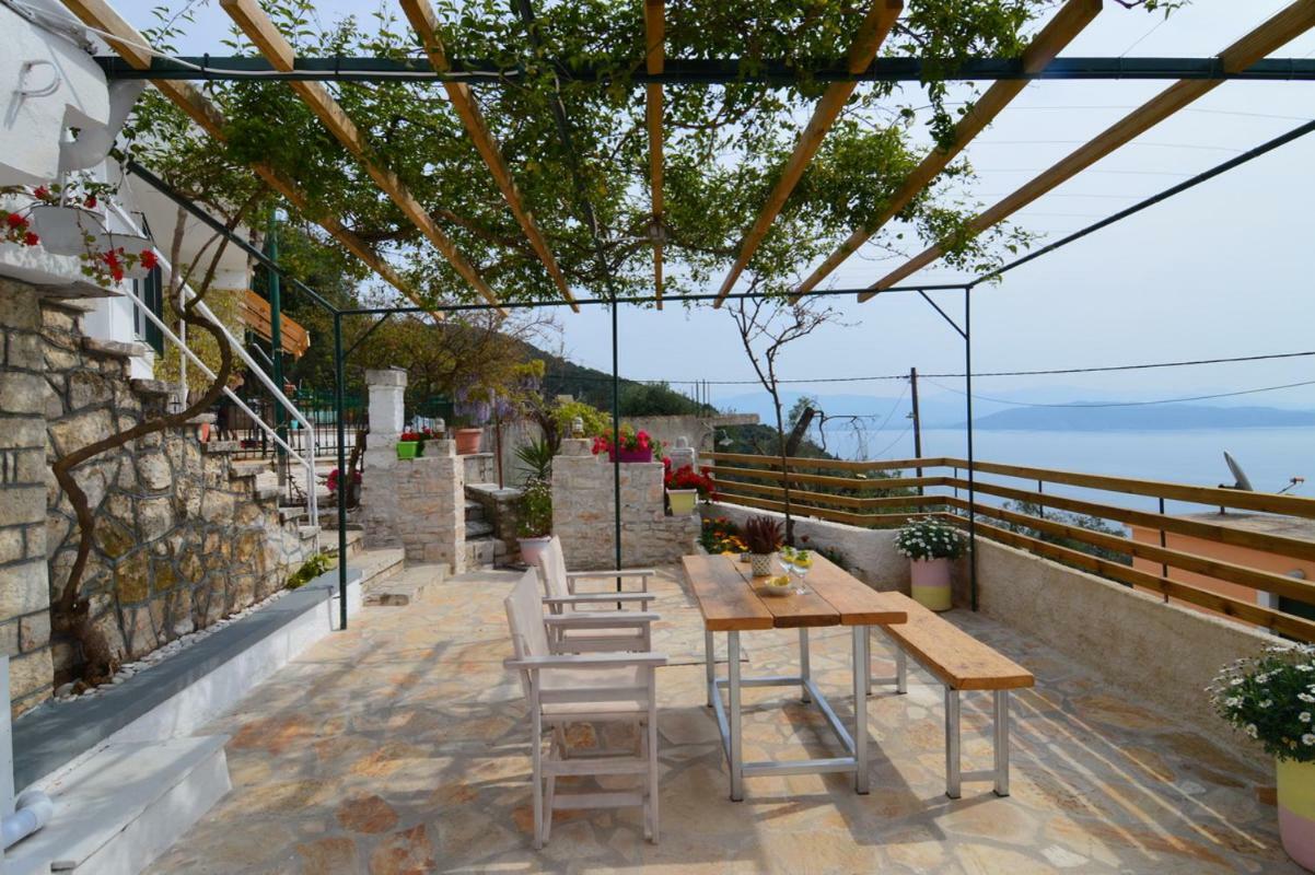 Johanna Stone House Corfu Nisaki (Corfu)